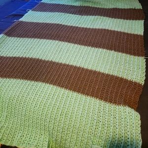 Gray and blue crochet throw